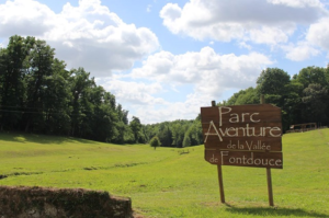 Vallée de Fontdouce à l'entrée de l'Accrobranche